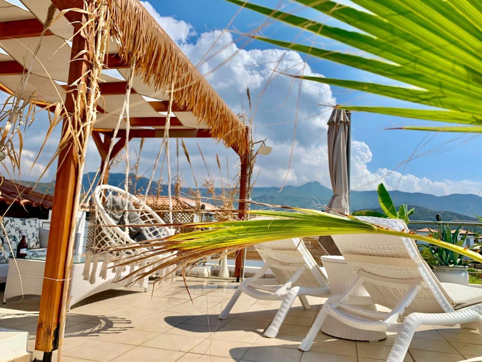 Boho Bay Apartment Akanthou Esterno foto
