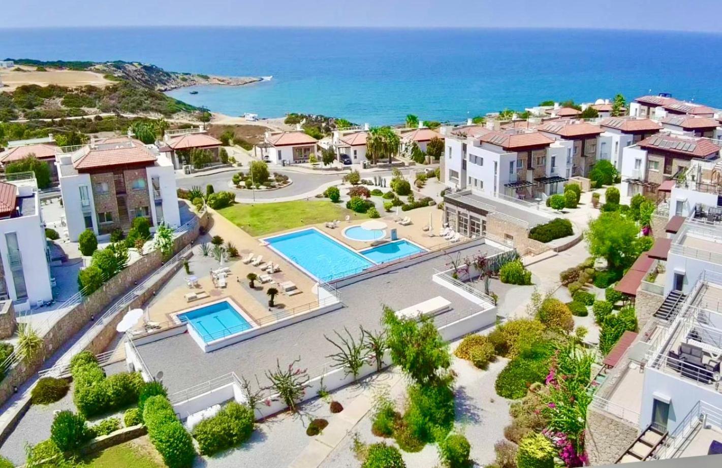 Boho Bay Apartment Akanthou Esterno foto